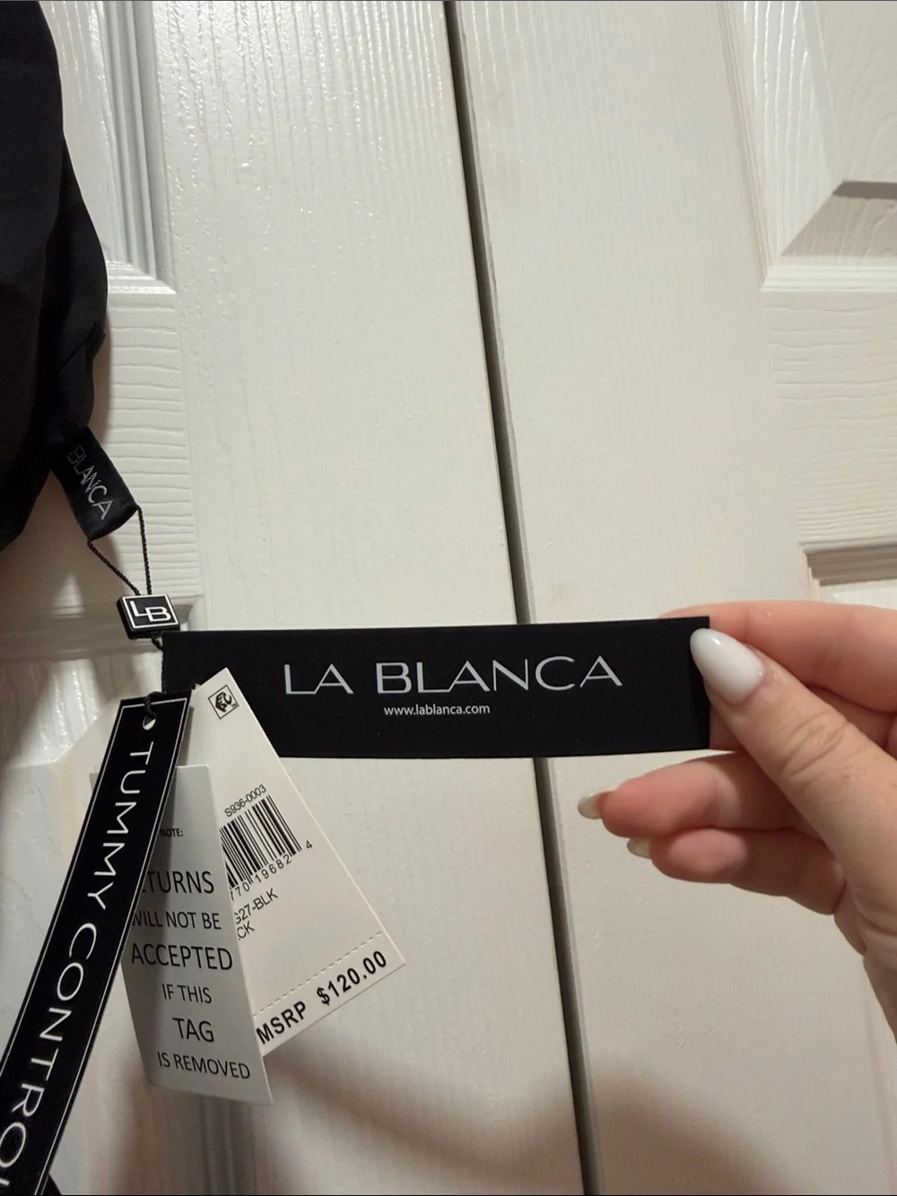 NWT LA BLANCA Black One-Piece Tummy Control Swimsuit 14